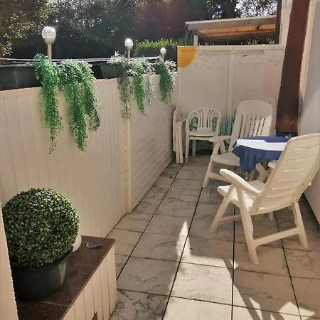 Haus Schwalbennest Sanddorn 诺德奈